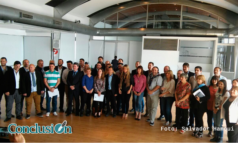 Concejales del Área Metropolitana Rosario se reunieron para crear un parlamento regional