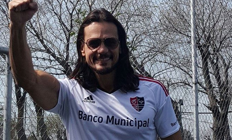 ¿Por error? Se filtró la nueva camiseta suplente de Newell’s