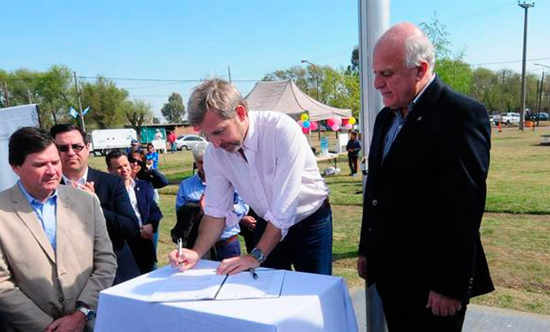 Frigerio junto a Lifschitz antes de la reunión entre el gobernador y Macri