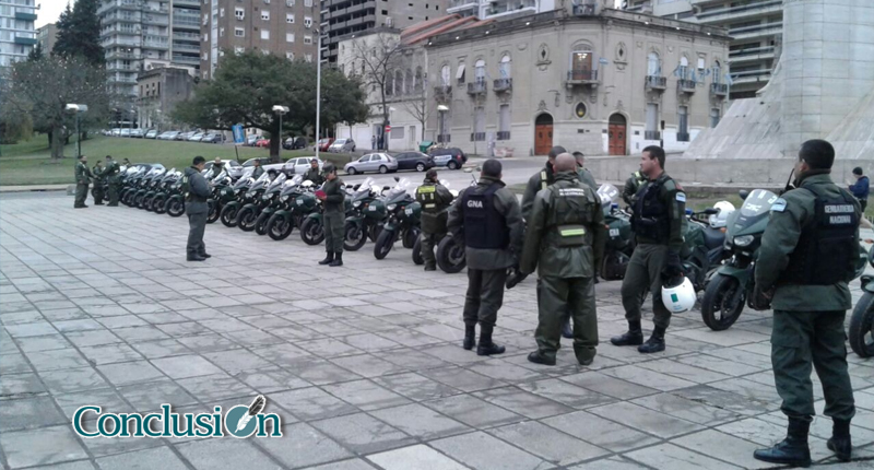 ¿Qué significan las motos de Gendarmería en el Monumento a la Bandera?