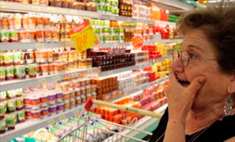 Consumidores gastan hasta $200 por día en supermercados regionales