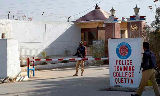 Ataque contra academia policial en Pakistán deja 61 muertos