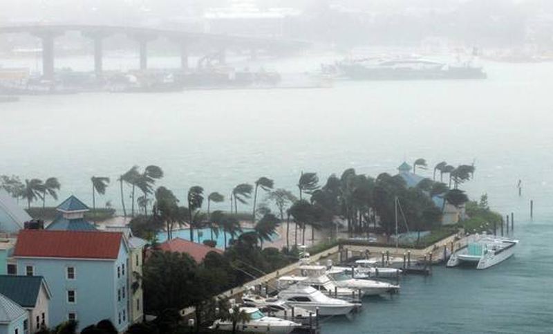 Un argentino cuenta cómo vive la llegada del huracán Matthew en Miami