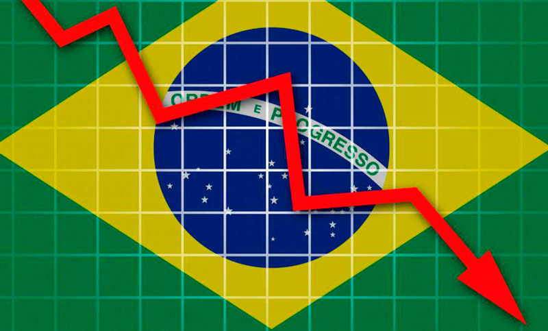 Los analistas ven mayor recesión en Brasil y bajan las expectativas para 2017