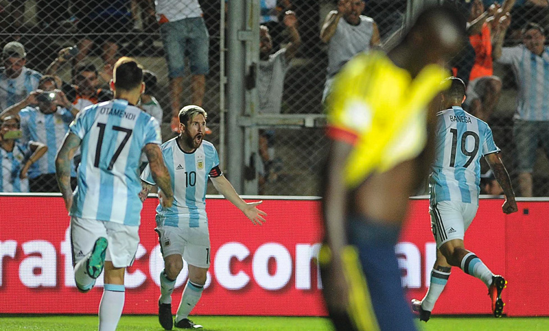 Argentina reaccionó en San Juan: goleó a Colombia y se acomoda en la tabla
