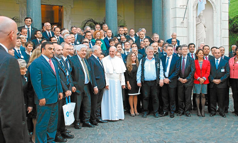 Francisco invitó a jueces federales a debatir sobre narcotráfico en el Vaticano
