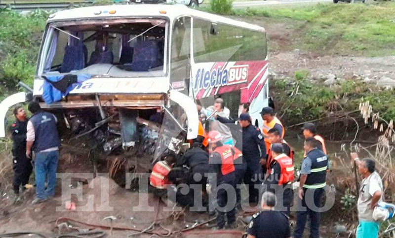 Volcó colectivo en Jujuy: hay 34 heridos