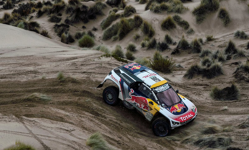 Dakar: el francés Peterhansel ganó una accidentada 10ª etapa