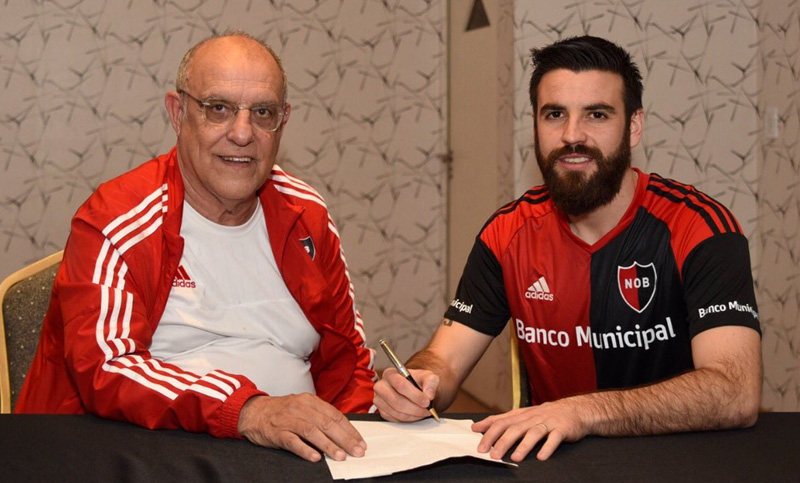 San Román puso la firma y ya es jugador de Newell’s