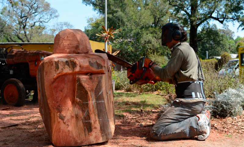 Un artista rosarino creará una escultura para el parque de la Independencia