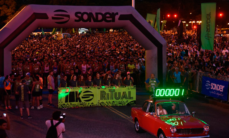 Rosario vivió el Maratón Nocturno 10K de Sonder