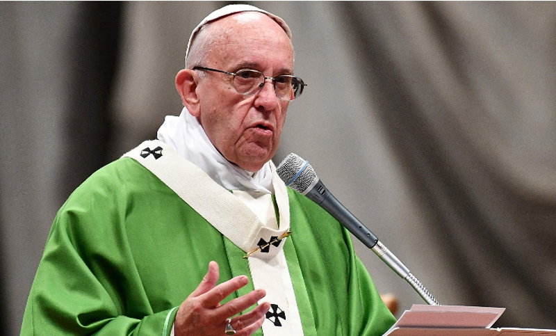 El Papa le pidió al mundo «no responder a la violencia con más violencia»