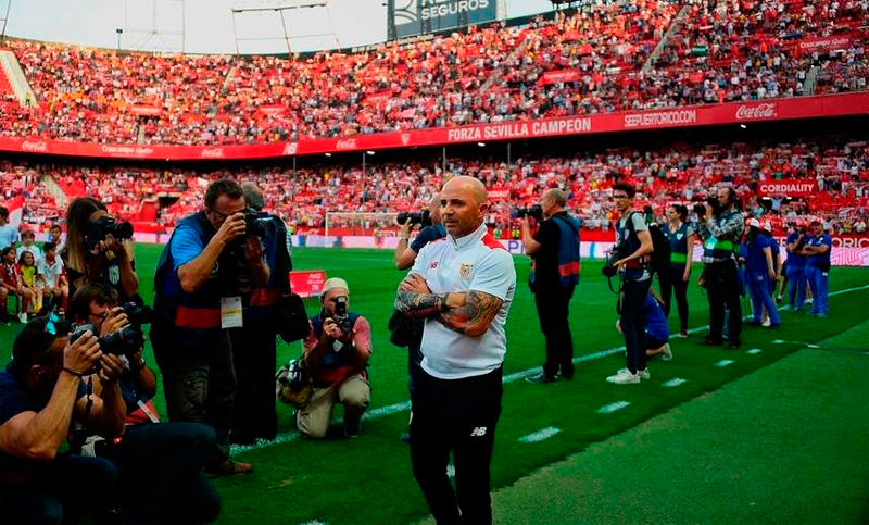 Sampaoli se despidió de Sevilla con una goleada… y una silbatina