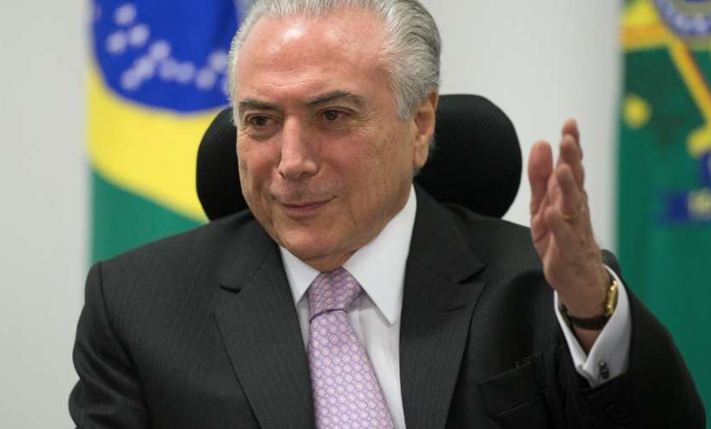 Brasil emerge de la recesión, pero la crisis política aumenta la incertidumbre