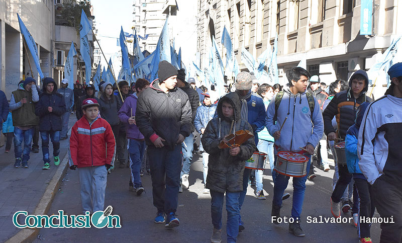 La Corriente Clasista y Combativa marchó en Rosario por la situación social y laboral