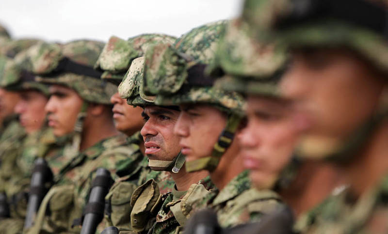 Liberan a 403 ex militares en Colombia y restan definir 1.400 casos más