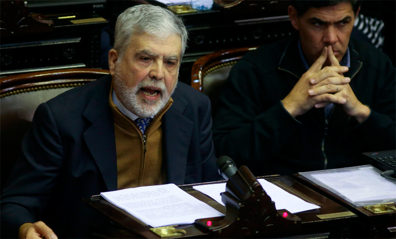 Diputados del FPV-PJ pidieron al juez levantar la preventiva de Julio De Vido