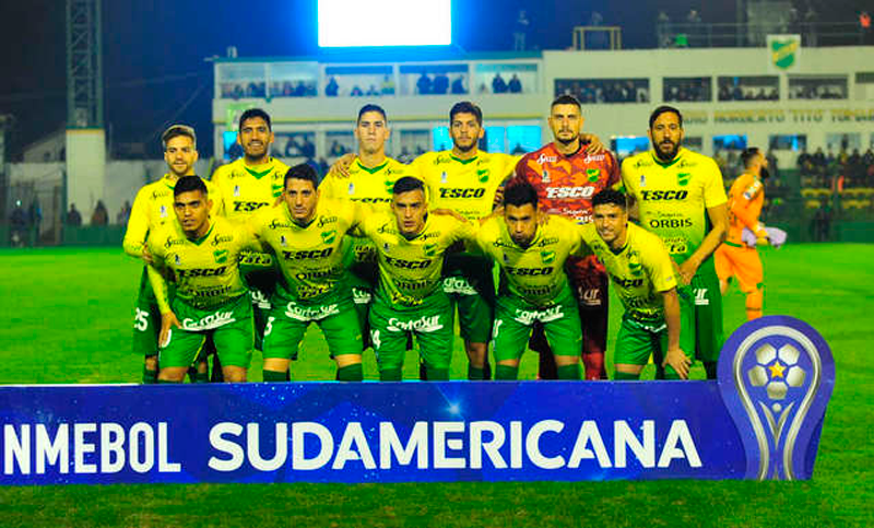 Defensa estrena técnico, ante Chapecoense en la Sudamericana