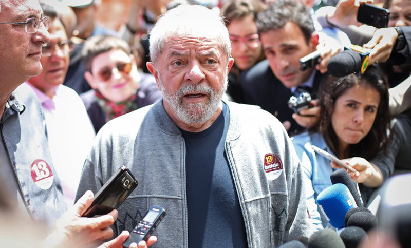 Lula promete referéndum sobre reformas en Brasil si es elegido en 2018