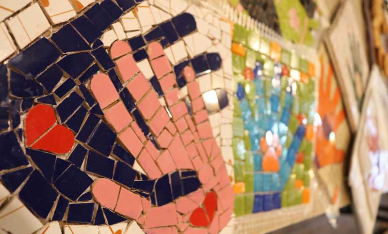Dar «una mano»: harán mural colectivo en contra de la desnutrición infantil