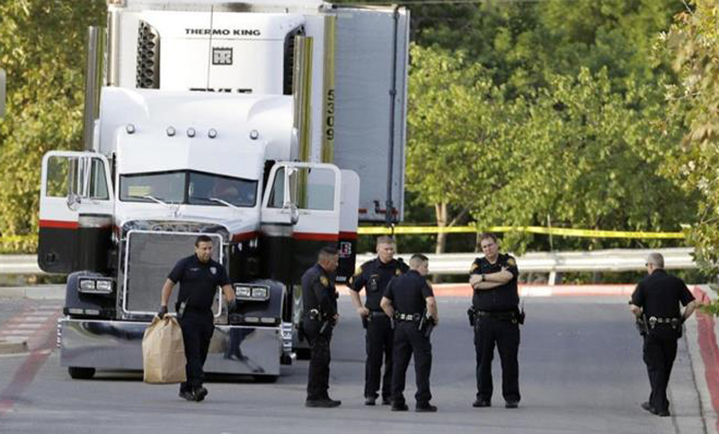 Diez inmigrantes víctimas de trata murieron dentro de un camión en Estados Unidos