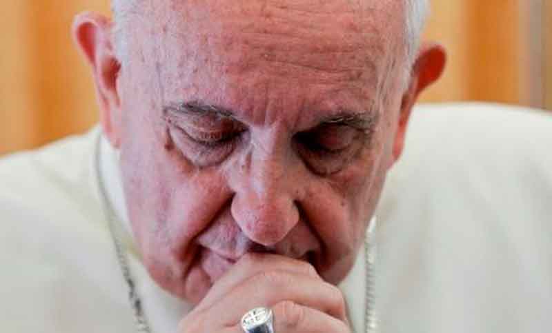 El Papa manifestó su «ferviente oración» por los tripulantes del submarino desaparecido