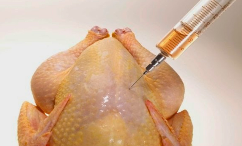 La FDA confirmó que la carne de pollo de EE.UU. contiene arsénico cancerígeno