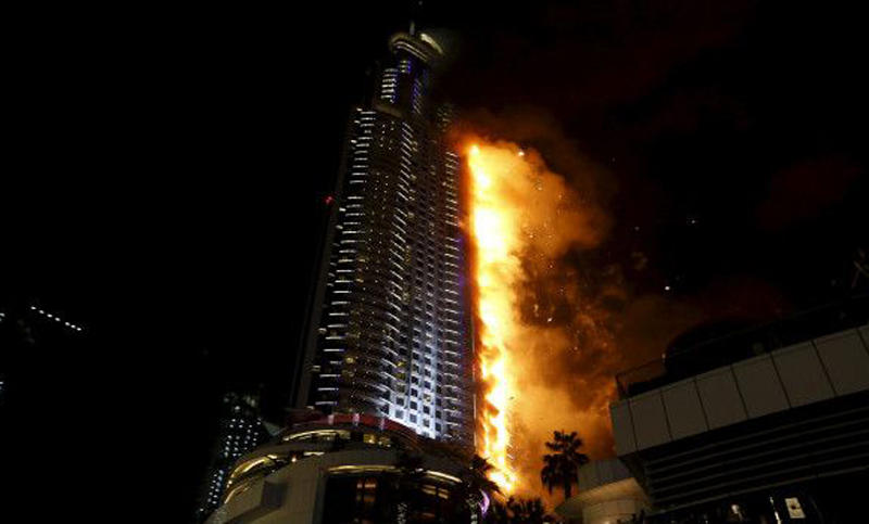 Nuevo incendio en un rascacielos de Dubái