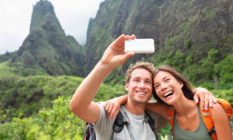 Aconsejan tomar recaudos a la hora de subir fotos de vacaciones en redes sociales