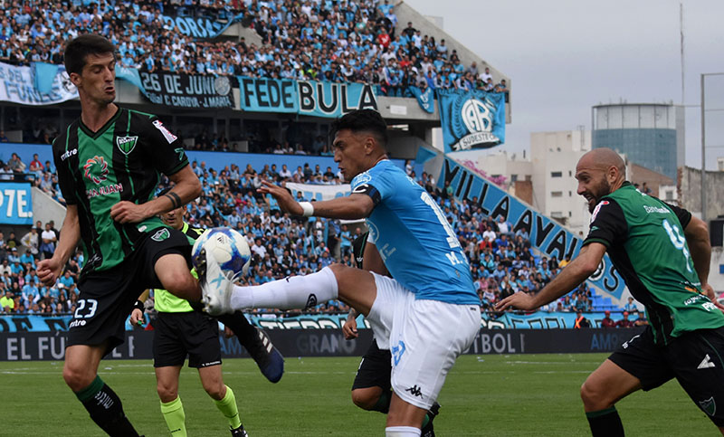 Belgrano regresó a su estadio con un triunfo ante los cuyanos