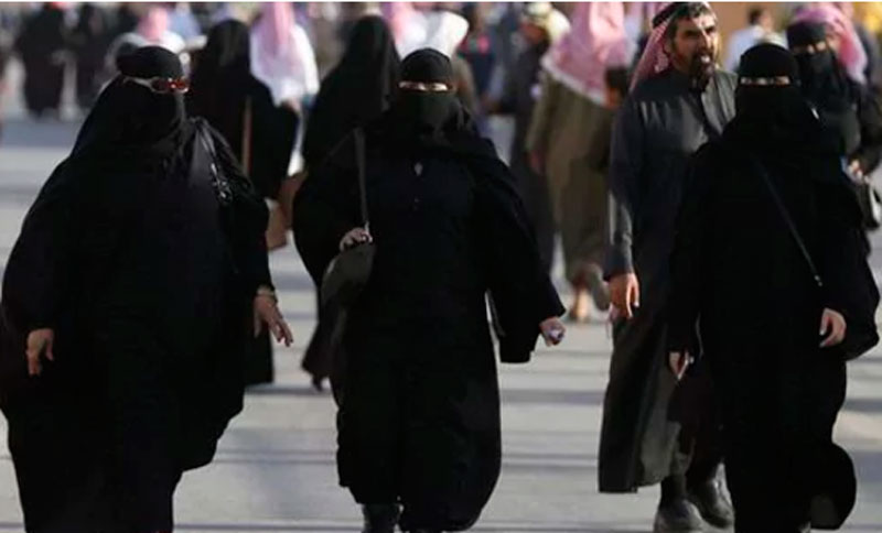 Arabia Saudita permitirá que las mujeres manejen automóviles