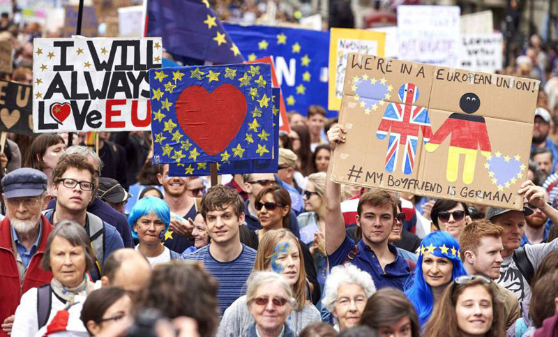 Miles de personas se manifestaron en Londres contra el Brexit