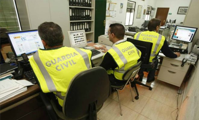 La Guardia Civil española bloquea más de 140 paginas web de apoyo al referéndum catalán