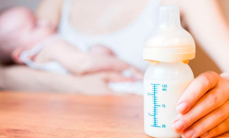 ¿Cómo saber si tu bebé es alérgico a la proteína de la leche de vaca?