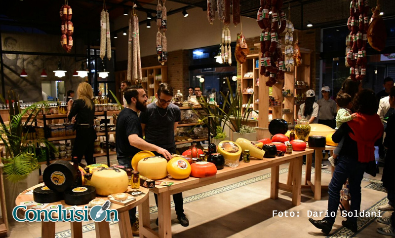 El Mercado del Patio cumple su primer año y lo celebra con múltiples actividades
