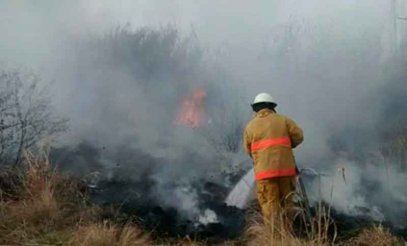 El fuego consumió más de mil hectáreas en Minas Capillitas y está fuera de control