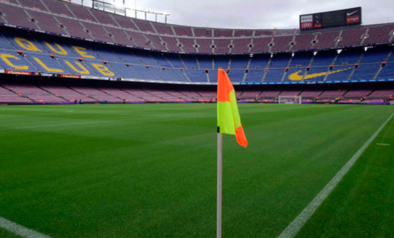 Por los incidentes en Cataluña,  Barcelona juega su partido a puertas cerradas