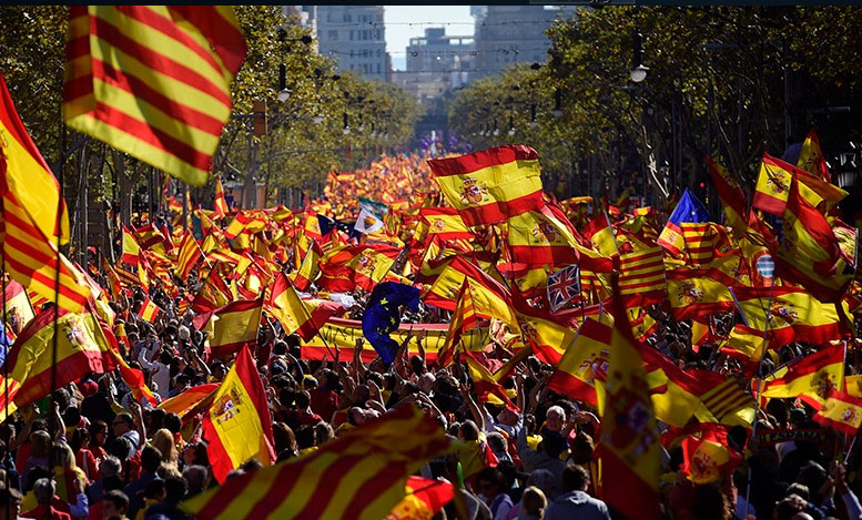 Rajoy cierra filas e interviene Cataluña