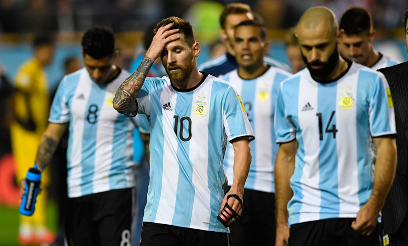 Argentina fue ineficaz, empató con Perú y peligra la clasificación al mundial