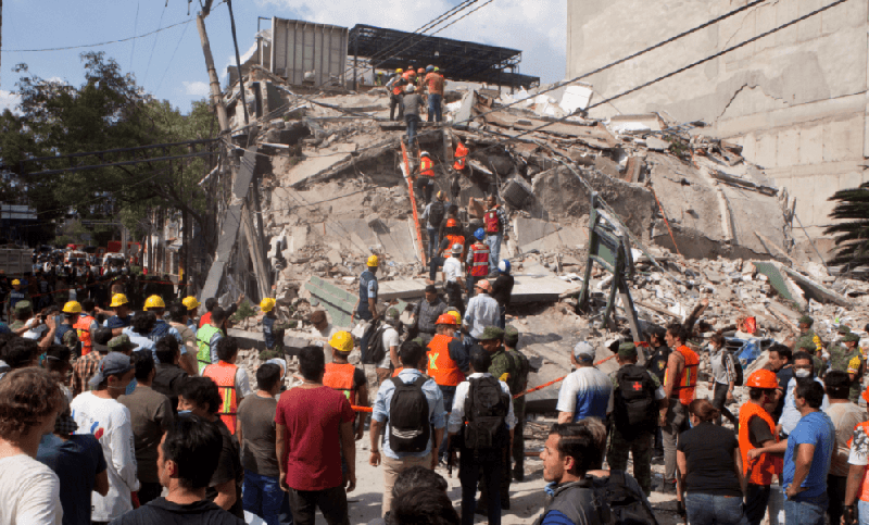 México lanza reconstrucción por terremoto, tras final de labores de rescate