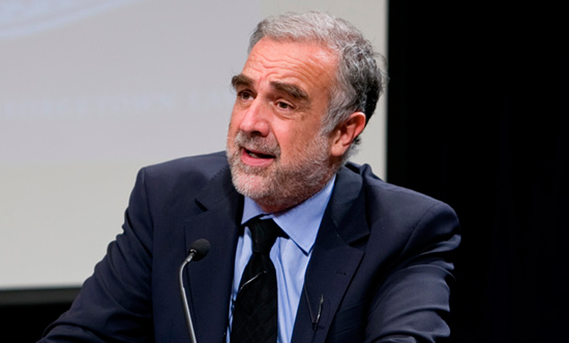 Las cuentas off shore de Moreno Ocampo: “Fue una forma de proteger mi salario”