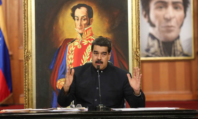 Venezuela: el chavismo impide asumir a los gobernadores opositores electos