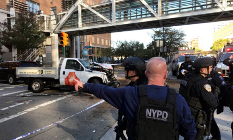 Ocho muertos y decenas de heridos tras «acto terrorista» en Nueva York