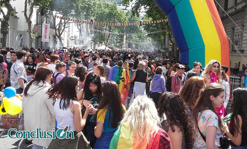 Unas 100 mil personas participaron de la marcha por el Orgullo Gay en Buenos Aires