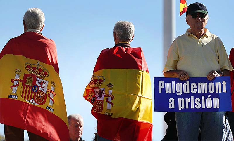 La fiscalía española pidió prisión incondicional para 8 ex integrantes del gobierno catalán