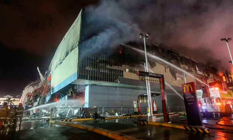 Al menos 37 muertos en el incendio de un centro comercial de Filipinas