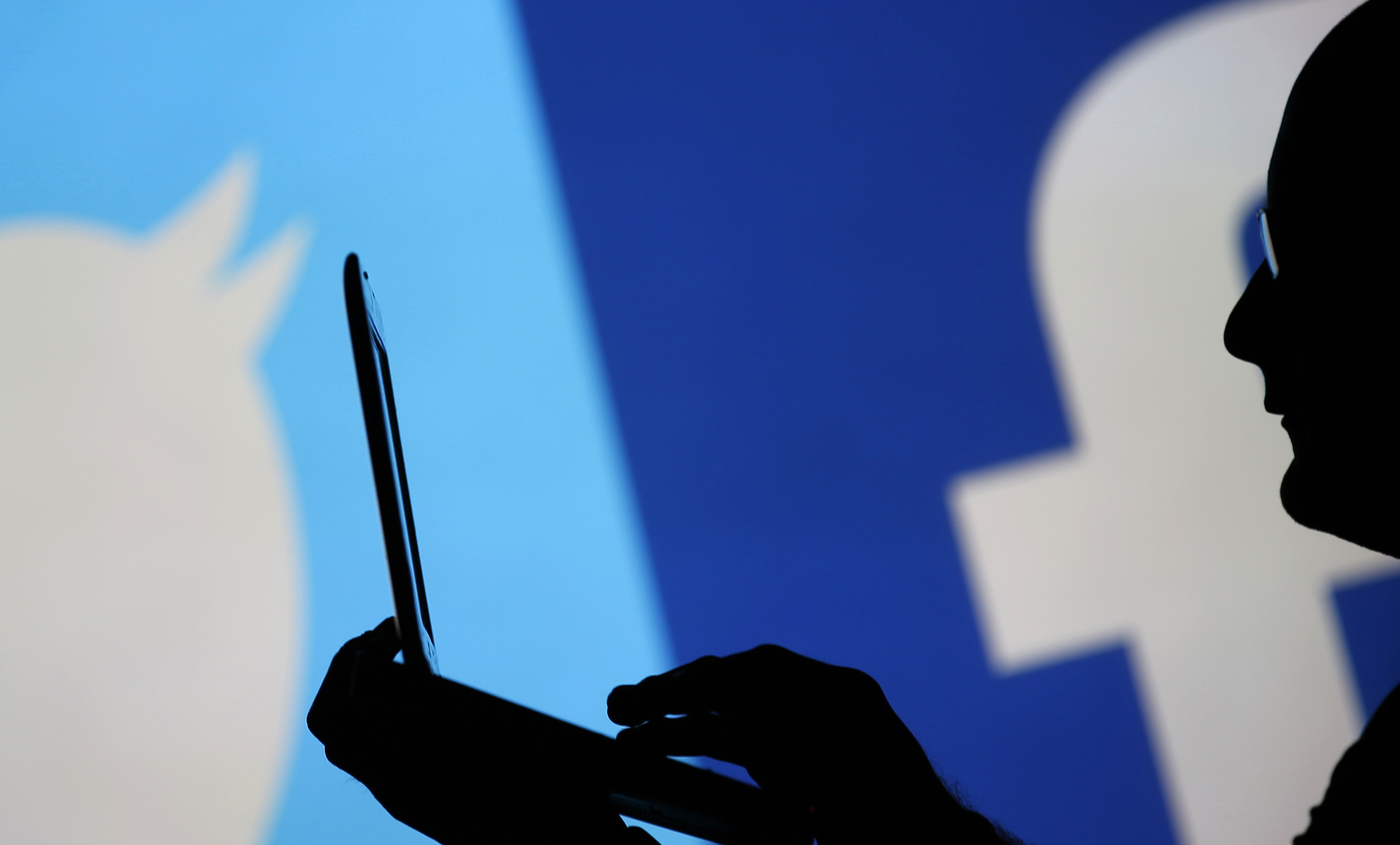“Facebook y Google no son gratis”, afirmó una especialista