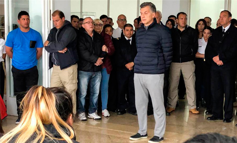 Macri analiza declarar el duelo nacional: los familiares manifestaron su descontento