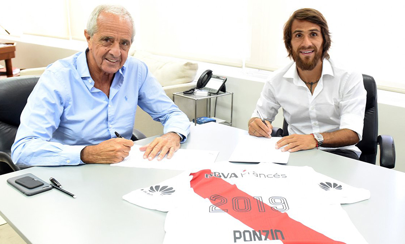 Ponzio firmó la extensión del contrato con River hasta 2019
