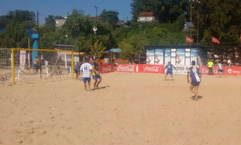 Se puso en marcha el primer torneo oficial de fútbol playa de Argentina
